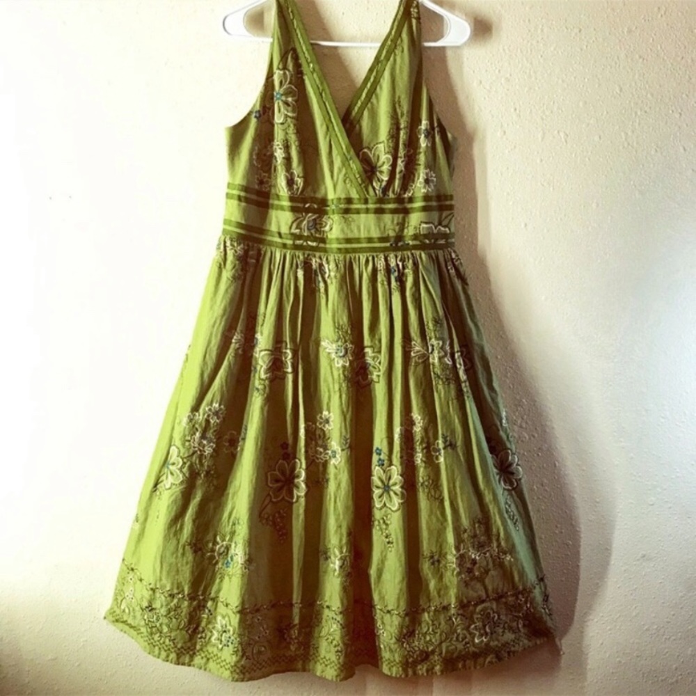 Green vintage inspired embroidered swing dress